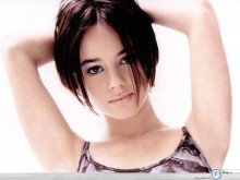 Alizee  solid face wallpaper