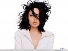 Angelina Jolie bad hair day wallpaper