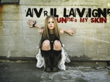 Arvil Lavigne Under my skin wallpaper