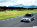 BMW wallpapers: Bmw Serie 5 in the road wallpaper