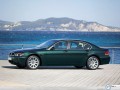 Bmw Serie 7 wallpapers: Bmw Serie 7 side view in the dock wallpaper