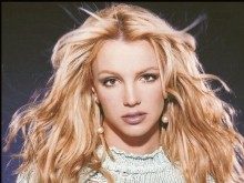 Britney - innocent girl wallpaper