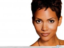 Halle Berry happy face wallpaper