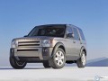 Land Rover Discovery front  right  view  wallpaper