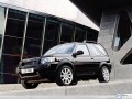 Land Rover wallpapers: Land Rover Freelander in the yard wallpaper