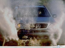 Mercedes Class M in smokes  wallpaper