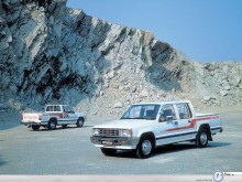 Mitsubishi L200 whites in mountain view wallpaper