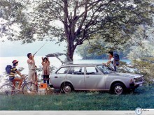 Mitsubishi Lancer in picnic wallpaper