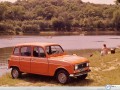 Renault History R4 in picnic  wallpaper