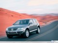Volkswagen wallpapers: Volkswagen Touareg down the road wallpaper