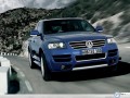 Volkswagen wallpapers: Volkswagen Touareg mountain road  wallpaper
